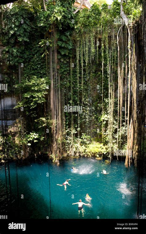 Mexico, Yucatan State, Ik Kil Eco-Archaeological Park, Ik-Kil Cenote or ...