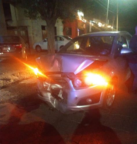 Conductor Borracho Se Impacta Contra Auto Estacionado En Torreón