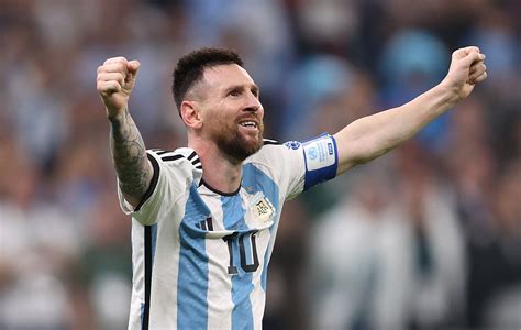 Lionel Messi Spine Tingling Montage Of Argentine S World Cup Journey