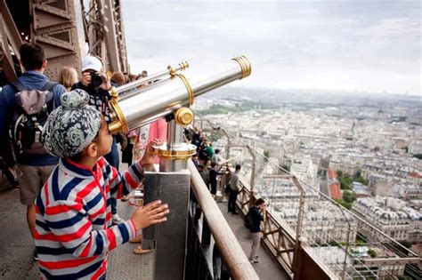 Paris Tour Eiffel Avec Billet Coupe File Et Visite En Bus GetYourGuide