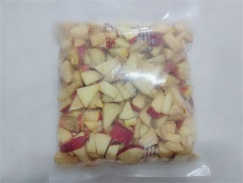 Natural Frozen Apple Slices, Packaging Size: 1 Kg, Packaging Type ...