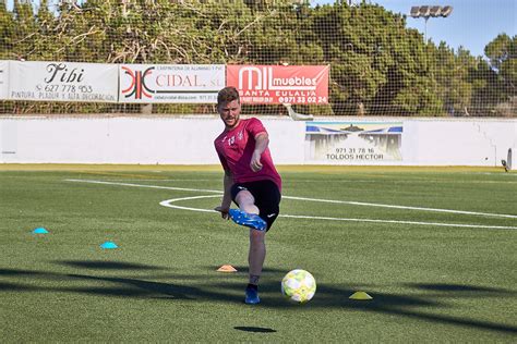 Pe A Deportiva Reanuda Los Entrenamientos Rafel Sabater Flickr