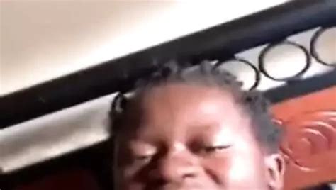 Pute Bien Excite Girl Masturbating Girl Masturbating Porn Xhamster