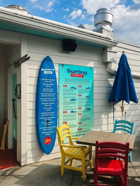 21 Best Places To Eat In Folly Beach Any Time Of Day - Coastal Wandering