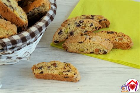 Tozzetti Ai Pistacchi E Cioccolato Le Ricette Di Mamma L