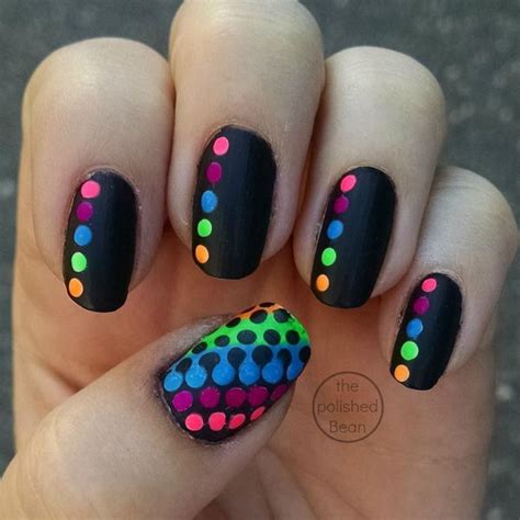 25 Cute Polka Dot Nail Designs Hative