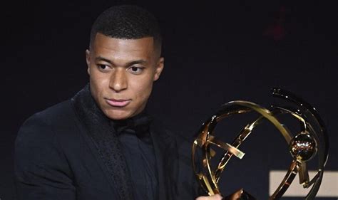 Trophées Unfp Mbappé élu Meilleur Joueur De La Saison Pour La Quatrième Fois Consécutive