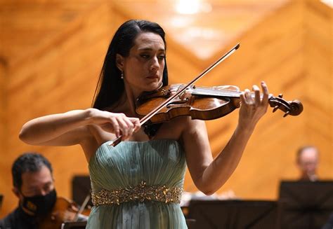 Debuta Violinista Mexicana Shari Mason Como Solista En La Orquesta