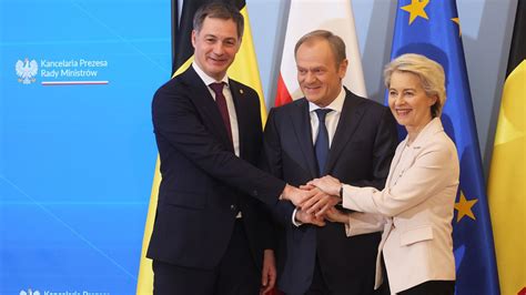 Premier Tusk powitał w KPRM szefową Komisji Europejskiej Von der Leyen