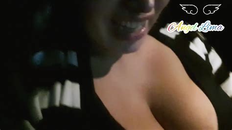 ANGEL LIMA Exibicionismo No Restaurante XVIDEOS