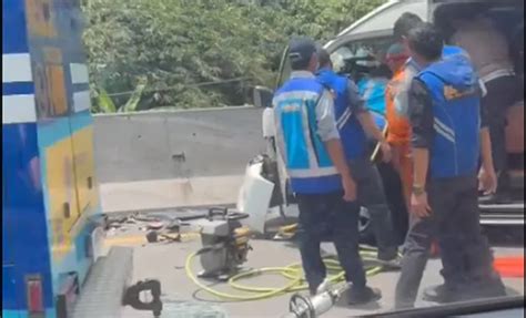 Tabrakan Beruntun Di Tol Purbaleunyi KM 80 Arah Jakarta PRFM News