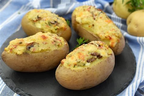 Barchette Di Patate Ripiene Al Forno Ricetta Facile Tuorlo Rosso