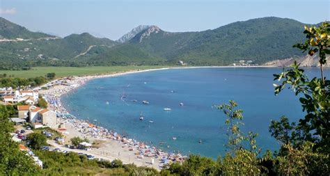 Petrovac: TOP 5 places, hotels, beaches, restaurants