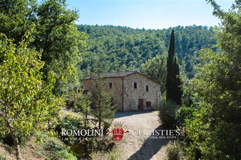 CASALE RISTRUTTURATO CON PISCINA IN VENDITA A CITTÀ DI CASTELLO UMBRIA