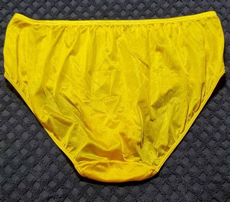 Shadowline Floral Lace Bikini Panty Shiny Nylon X Gem