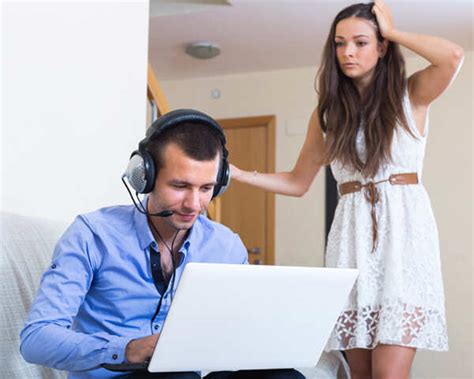 Is Your Partner Addicted To Porn Femina In