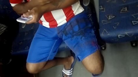 sem cueca no busão XVIDEOS
