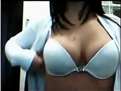 Bruna Saradinha Yahoo Part 1 XVIDEOS