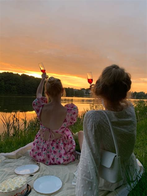 Пикник | Picnic pictures, Picnic photo shoot, Cottagecore photoshoot