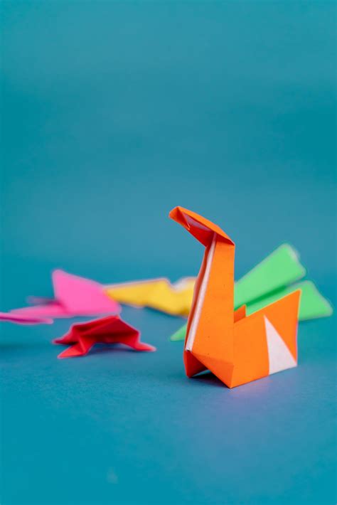 Swan origami - PixaHive