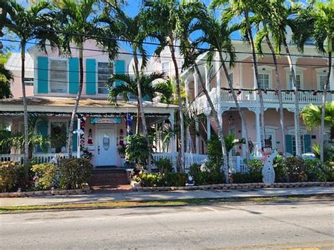 THE PALMS HOTEL- KEY WEST - Updated 2023 Prices & B&B Reviews (FL)