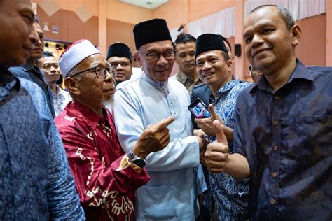 Azrin Ahmad On Twitter Rt Anwaribrahim Pulang Ke Ipoh Hari Ini Dan