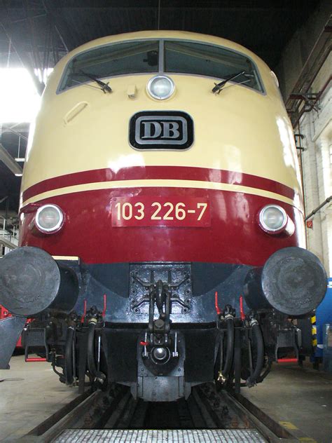 103 226 – Lokomotiv Club 103