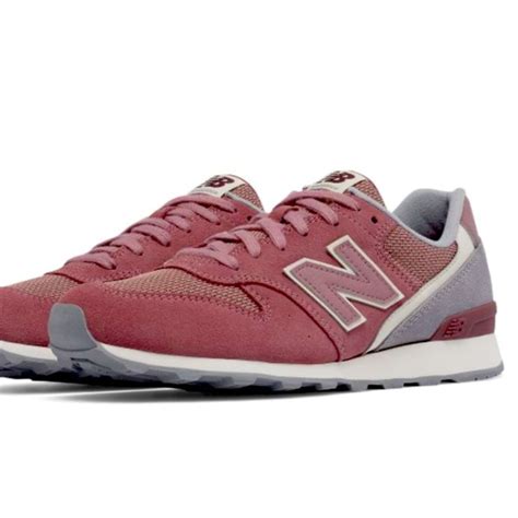 New Balance Shoes New Balance Classics Traditionnels Poshmark