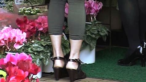 Sod No Nude Season Shop Staff