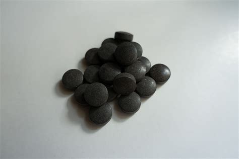 Chelated Iron: Benefits, Side Effects, Dosage, and Interactions