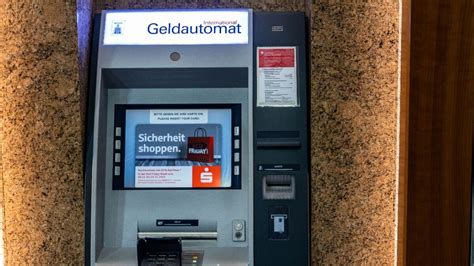 Sparkasse Geldautomaten Bekommen Neue Praktische Funktion