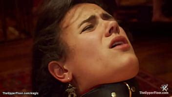 Muchos Esclavos En Medias Follan En La Fiesta XVIDEOS