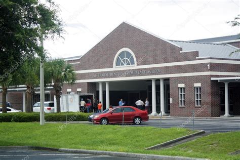 Altermese Bentley Elementary School in Sanford, Florida – Stock Editorial Photo © csproductions ...