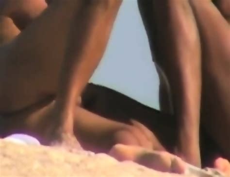 Gay Nude Beach Mutual Handjobs