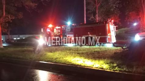 Rbol Se Desploma Y Aplasta A Motociclista En El Colosio Meridiano Mx