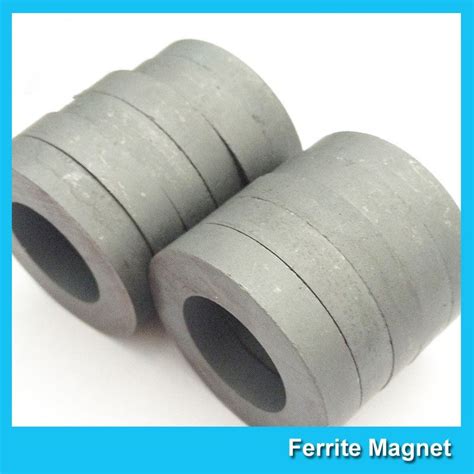 Stark diametrisch magnetisierte Sondergröße Y30 Y35 Ferrit Ring Magnets