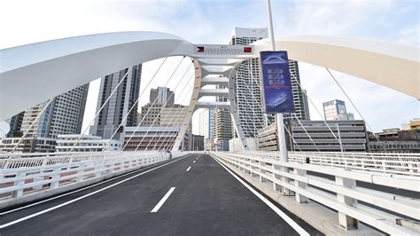 DPWH Has Unveiled The Completed Binondo Intramuros Bridge