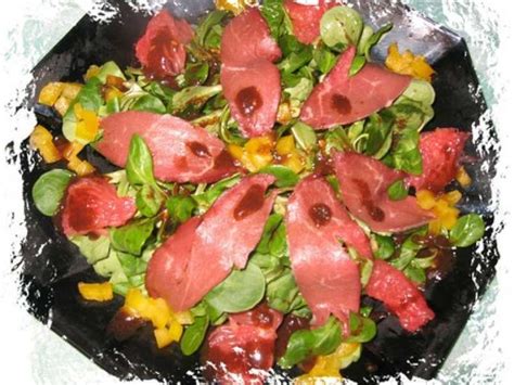 Salade festive de mâche au magret de canard fumé Recette Ptitchef