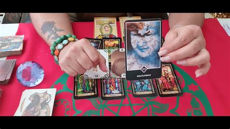 Tarot Quais Os Planos Dele A Para O Ano Novo Te Procura