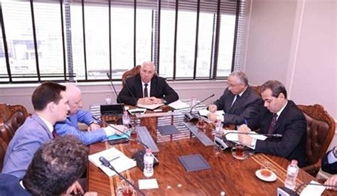 El Ministro De Agricultura Discute Con Las Principales Empresas Rusas