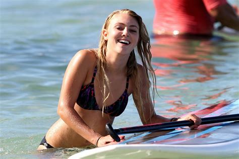 Annasophia Robb Bikini Hot