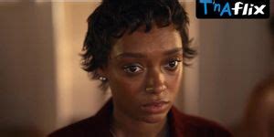 Niamh Mccormack Breasts Bikini Scene In Everything Now Tnaflix