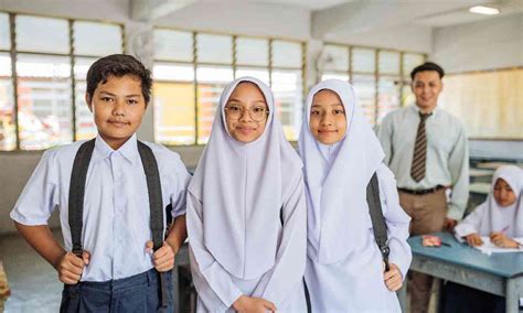 30 Contoh Pesan Dan Kesan Untuk Kakak OSIS SMP Hingga SMA SMK