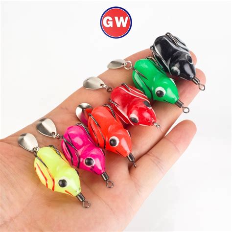 1Pcs Topwater Fishing Lures 6Colors Floating Soft Frog 4 3cm 3 7g Toman