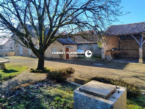 À vendre Maison ancienne 9 pièces située à Montbard 21500