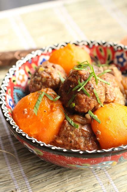 Un Peu Gay Dans Les Coings Boulettes D Agneau Aux Abricots Frais