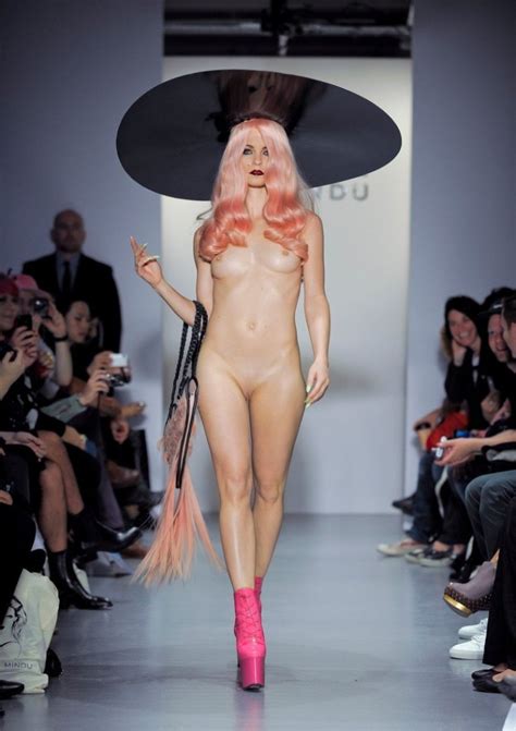 Naked Pussy On The Catwalk 78 Photos Porn Ddeva