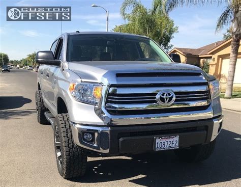 2017 Toyota Tundra Fuel Assault ReadyLIFT Leveling Kit Custom Offsets