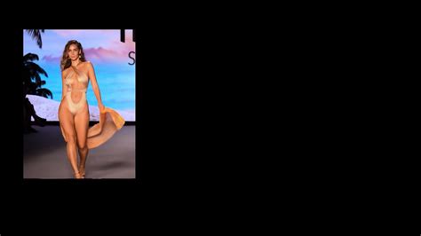 Miami Swim Bikini Fashionshow Runway Walking Guide Slow Motion