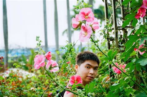 Z UNI Z Uni OnlyFans Nude And Photos